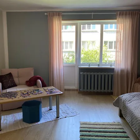Mitten In Der Mit Guter Anbindung Zum Zentrum