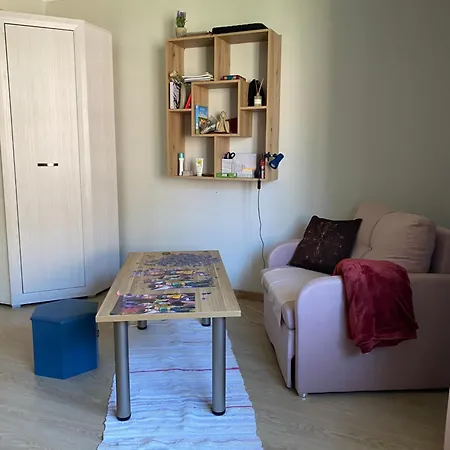 Mitten In Der Mit Guter Anbindung Zum Zentrum Apartment
