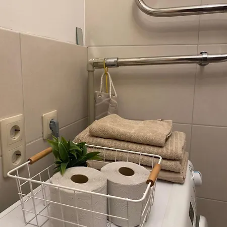 Mitten In Der Mit Guter Anbindung Zum Zentrum Apartment Riga