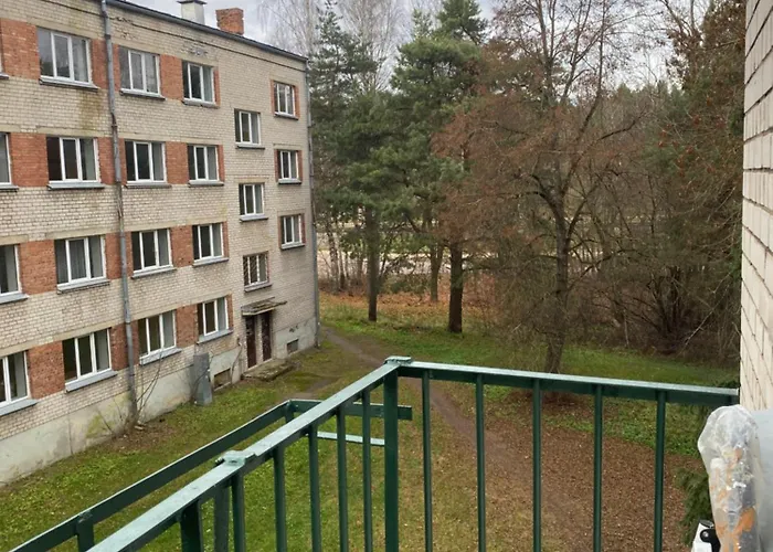 Mitten In Der Mit Guter Anbindung Zum Zentrum *